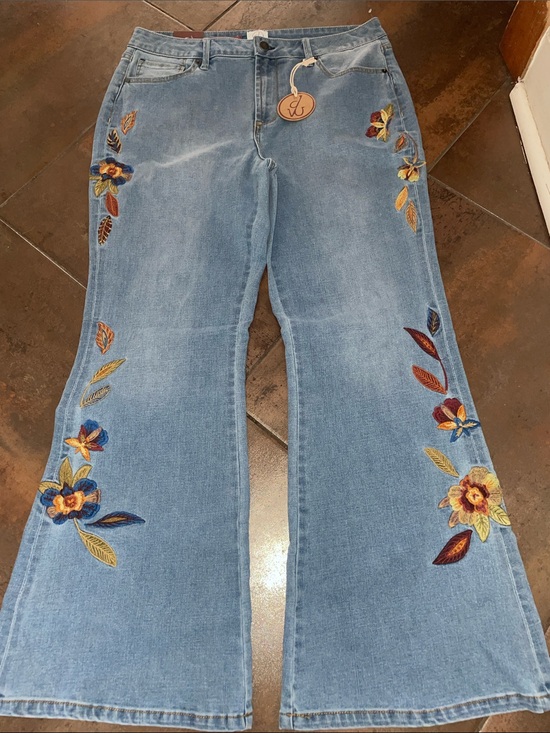 DRIFTWOOD Denim - Driftwood embroidered jeans